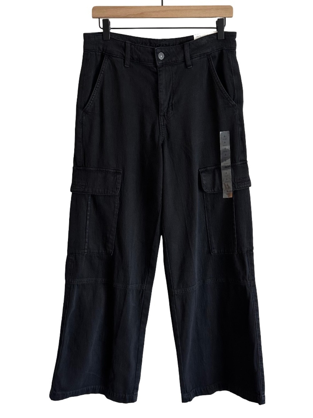 NWT American Eagle High Rise Baggy Wide Leg Cargo Jeans Stretch Black 6 Short - Picture 2 of 9
